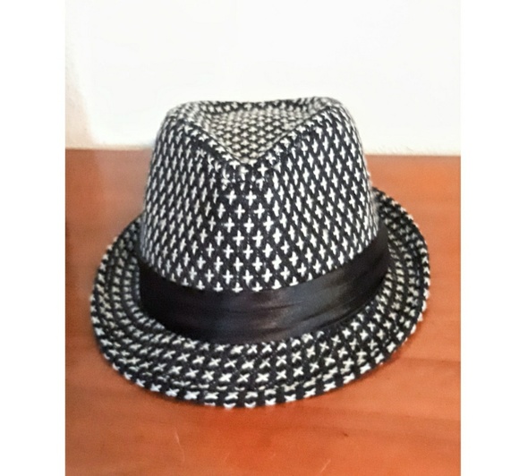 Not Branded, size 1 @ 100% Polyester - Picture 3 of 3